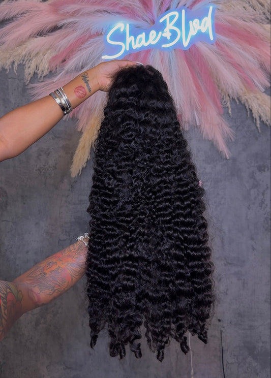 Burmese curly wig